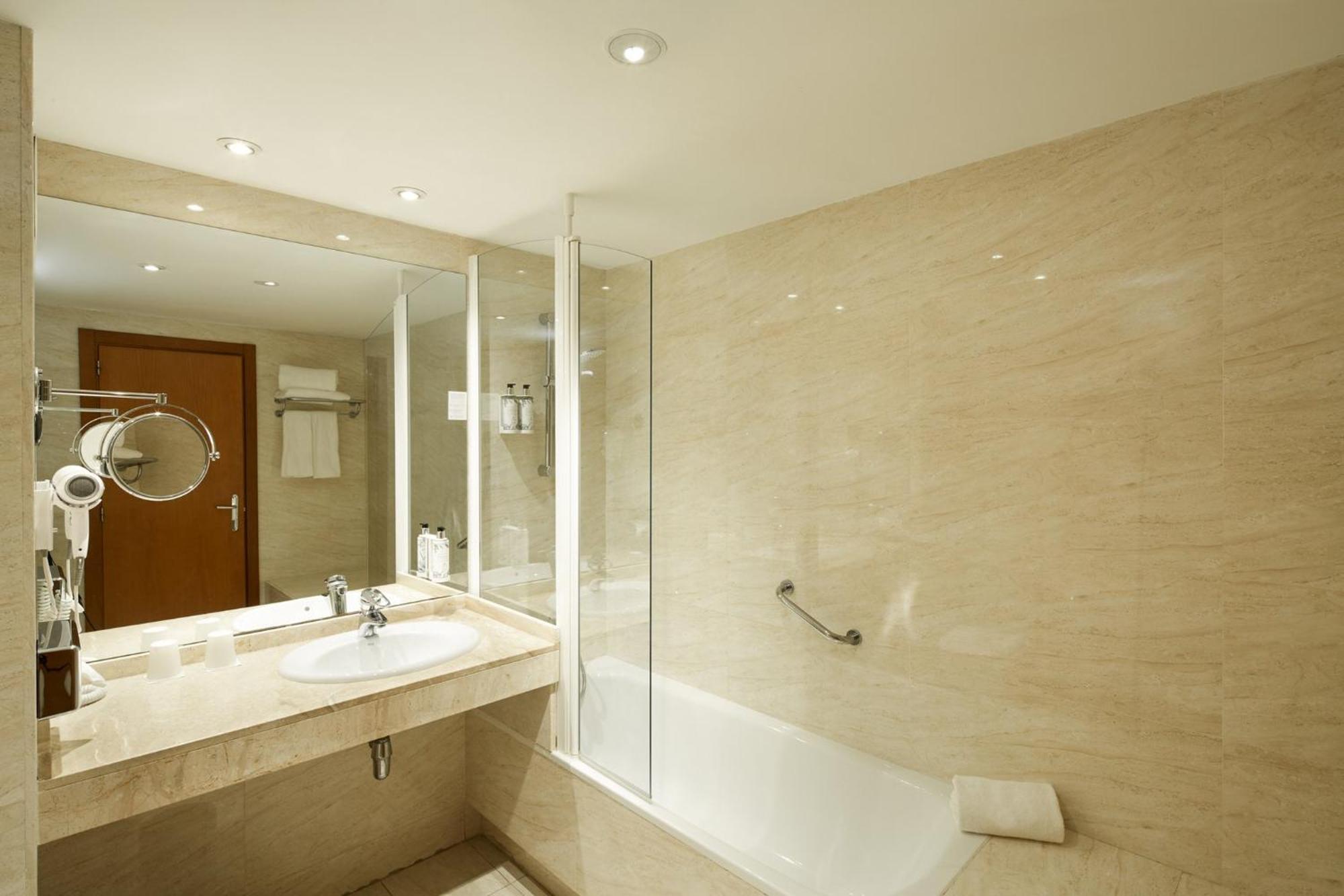Hotel Sercotel Cornella Barcelona 3*