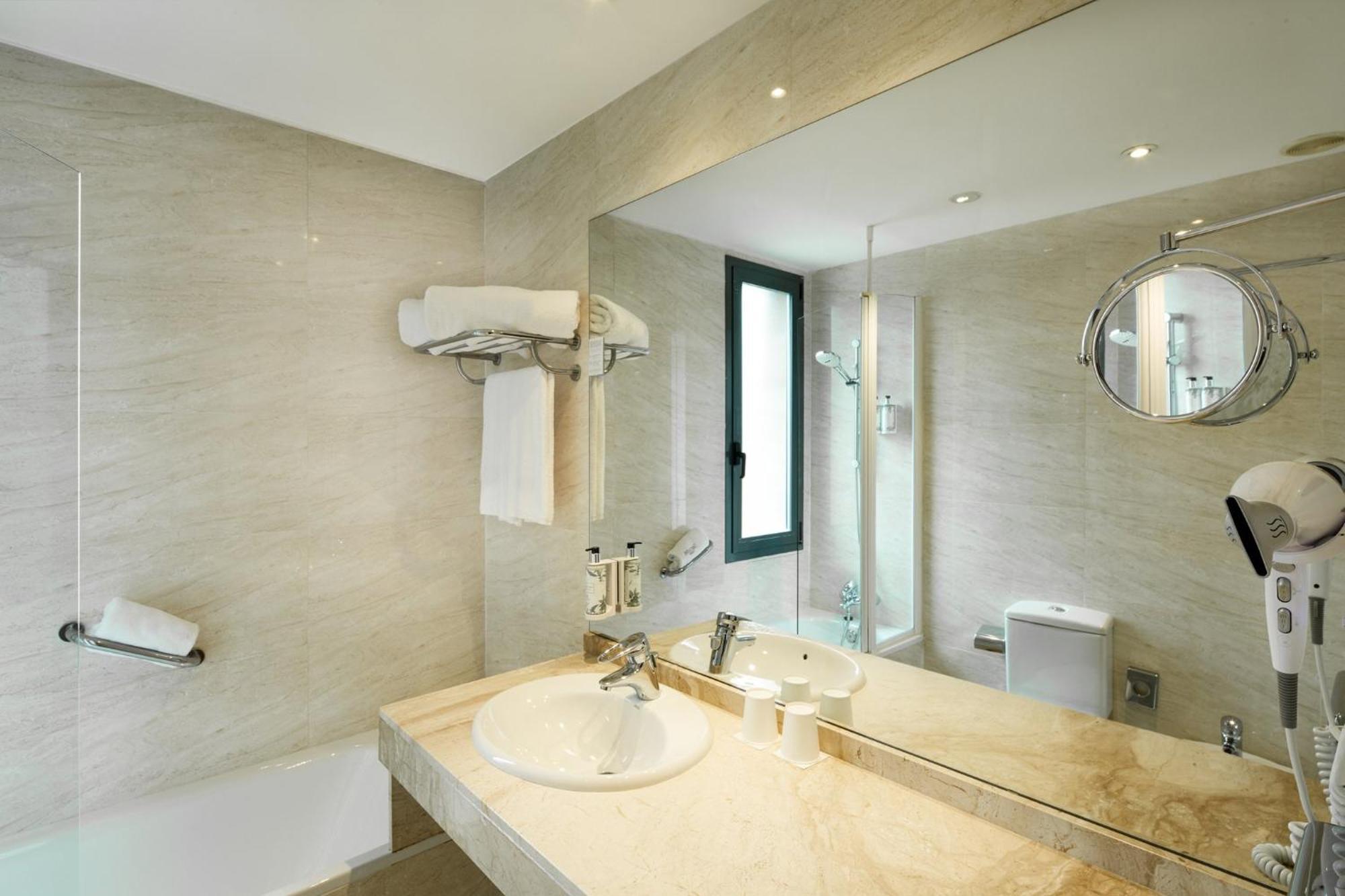 Sercotel Cornellà Barcelona Hotel